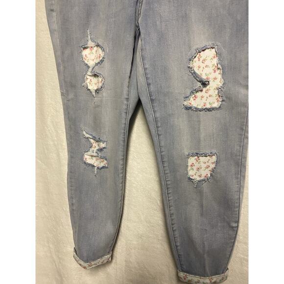 Judy Blue Watch Her Bloom Distressed Mid Rise Skinny Jean 18W NWT - Picture 3 of 12